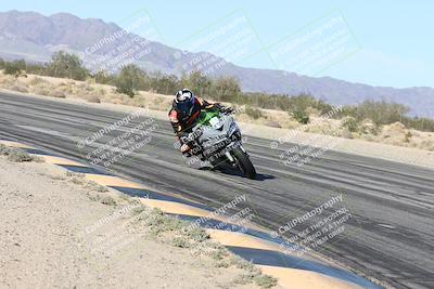 media/Dec-04-2025-Racers Edge (Thu) [[5ebc9f124d]]/3-B Group/3-Session 2 (Turn 7 Inside)/